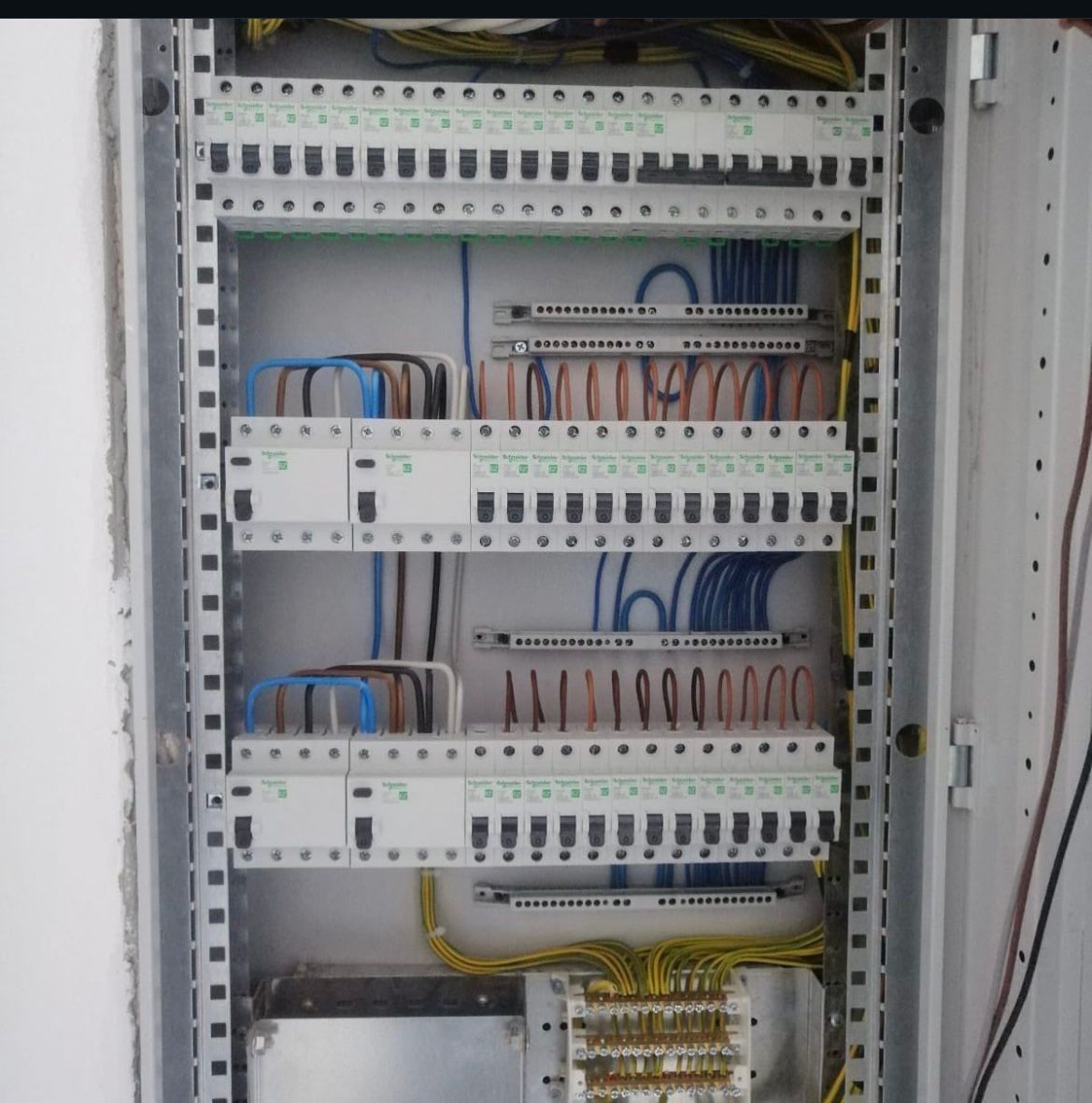 Şişli Elektrikçi - 7/24 Acil Elektrik Servisi